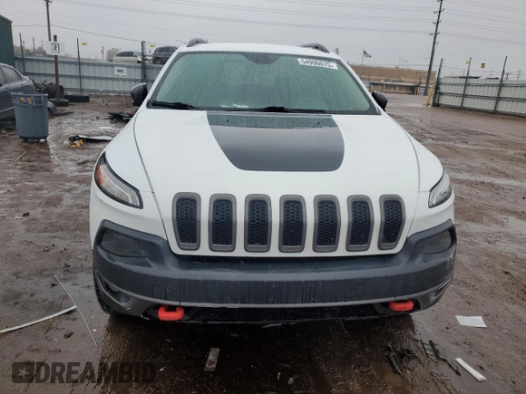 2017 Jeep Cherokee Trailhawk with VIN 1C4PJMBS1HW622388, listed as a Copart auction lot 54990075 with 101,437 mi miles and Salvage title. Bid and sale history available at DreamBid. Image 5.