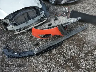 2025 Hyundai Kona Limited with VIN KM8HECA39SU193304, listed as a Copart auction lot 81146144 with 4,411 mi miles and Salvage Title. Bid and sale history available at DreamBid. Image 13.