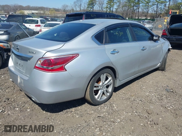 2013 Nissan Altima SV z VIN 1N4BL3AP0DC201162, wystawiony jako IAAI lot #42079925 z przebiegiem Nie podano mil oraz . Historia ofert i sprzedaży dostępna na DreamBid. Obrazek 4.