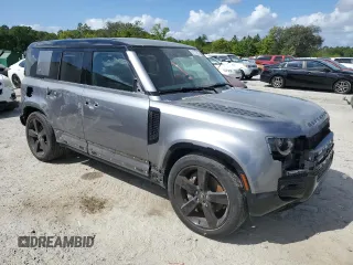 2023 Land Rover Defender X-Dynamic SE z VIN SALE27EU7P2187183, wystawiony jako Copart lot #51112705 z przebiegiem 23 105 mil mil oraz Szkoda całkowita • Salvage title. Historia ofert i sprzedaży dostępna na DreamBid. Obrazek 4.