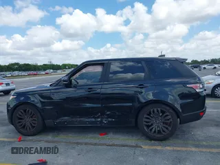 2017 Land Rover Range Rover Sport z VIN SALWR2FE8HA181202, wystawiony jako IAAI lot #42130644 z przebiegiem 70 670 mil mil oraz . Historia ofert i sprzedaży dostępna na DreamBid. Obrazek 6.