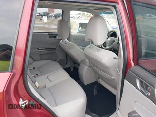 2012 Subaru Forester 2.5X Premium with VIN JF2SHBCC1CH425429, listed as a IAAI auction lot 41710662 with 88,753 mi miles. Bid and sale history available at carsss.com. Image 8.