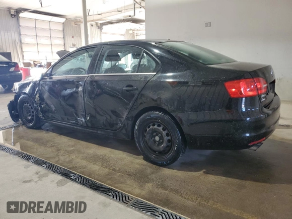 2013 Volkswagen Jetta SE with VIN 3VWDP7AJ1DM435252, listed as a Copart auction lot 57394895 with 174,993 mi miles and Salvage title. Bid and sale history available at DreamBid. Image 2.