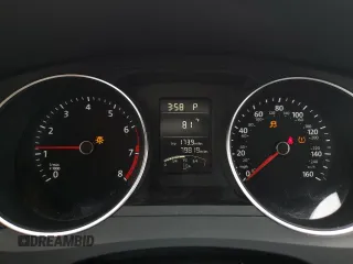 2015 Volkswagen Jetta SE с VIN 3VWD17AJ1FM311745, выставлен на аукционе Copart как лот 55936435 с пробегом 79 819 миль миль и Списание • Salvage title. История ставок и продаж доступна на DreamBid. Изображение 9.