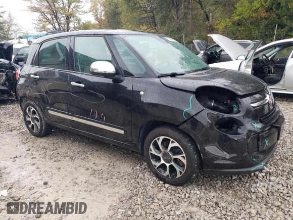 2014 FIAT 500L Lounge with VIN ZFBCFACH0EZ013324, listed as a Copart auction lot 75293764 with 73,597 mi miles and Salvage Title. Bid and sale history available at carsss.com. Image 4.