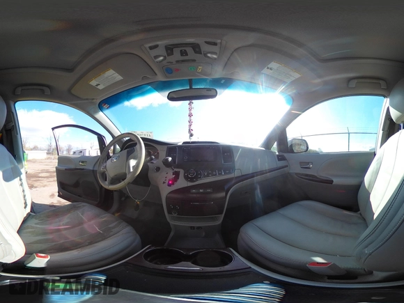 2014 Toyota Sienna XLE with VIN 5TDYK3DC5ES475750, listed as a IAAI auction lot 41976805 with 221,804 mi miles. Bid and sale history available at carsss.com. Image 18.
