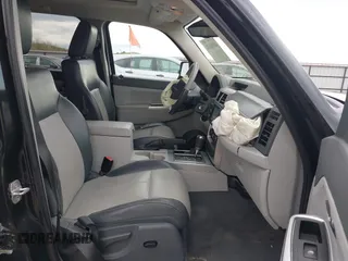 2008 Jeep Liberty Limited с VIN 1J8GN58KX8W194623, выставлен на аукционе IAAI как лот 42281631 с пробегом 137 446 миль миль и . История ставок и продаж доступна на DreamBid. Изображение 5.