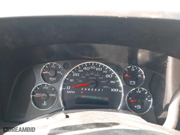 2009 GMC Savana Cargo Van with VIN 1GTGG25CX91115429, listed as a IAAI auction lot 41445132 with 119,195 mi miles. Bid and sale history available at carsss.com. Image 7.