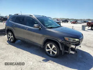 2020 Jeep Cherokee Limited with VIN 1C4PJLDB1LD504840, listed as a Copart auction lot 47295215 with 68,126 mi miles and Clean Title. Bid and sale history available at carsss.com. Image 4.