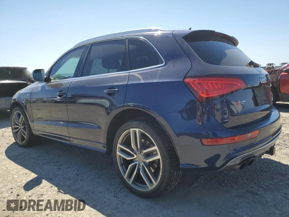 2014 Audi SQ5 with VIN WA1VGBFP4EA044659, listed as a Copart auction lot 49452835 with 114,813 mi miles and Salvage Title. Bid and sale history available at DreamBid. Image 2.