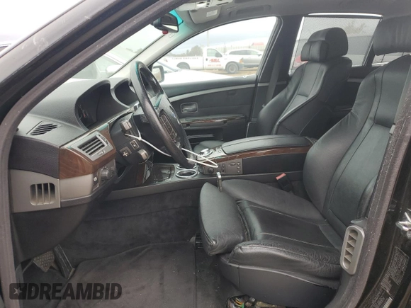 2003 BMW 7 Series 745i with VIN WBAGL63463DP64498, listed as a Copart auction lot 82183384 with 120,003 mi miles and Clean title. Bid and sale history available at DreamBid. Image 7.