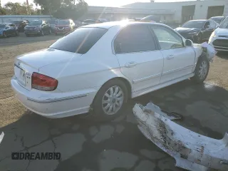2003 Hyundai Sonata GLS with VIN KMHWF35H93A793544, listed as a Copart auction lot 85583914 with 122,802 mi miles and Salvage Title. Bid and sale history available at carsss.com. Image 3.