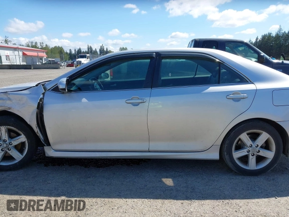 2012 Toyota Camry L with VIN 4T1BF1FK7CU114902, listed as a IAAI auction lot 42154137 with 75,600 mi miles. Bid and sale history available at carsss.com. Image 15.