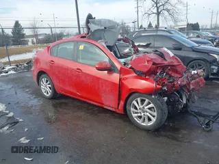 2013 Mazda 3 i Touring with VIN JM1BL1VP7D1806574, listed as a IAAI auction lot 41651735 with Not Provided miles and . Bid and sale history available at carsss.com. Image 1.