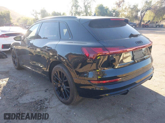 2023 Audi e-tron Chronos с VIN WA1VABGE7PB007536, выставлен на аукционе IAAI как лот 41317344 с пробегом 21 911 миль миль и . История ставок и продаж доступна на DreamBid. Изображение 3.