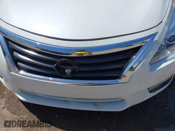 2014 Nissan Altima S with VIN 1N4AL3AP9EN227843, listed as a IAAI auction lot 41961956 with 131,376 mi miles and . Bid and sale history available at DreamBid. Image 6.