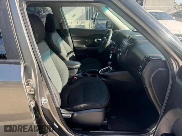 2017 Kia Soul + with VIN KNDJP3A59H7448123, listed as a Copart auction lot 80171724 with 61,293 mi miles and Salvage Title. Bid and sale history available at carsss.com. Image 7.