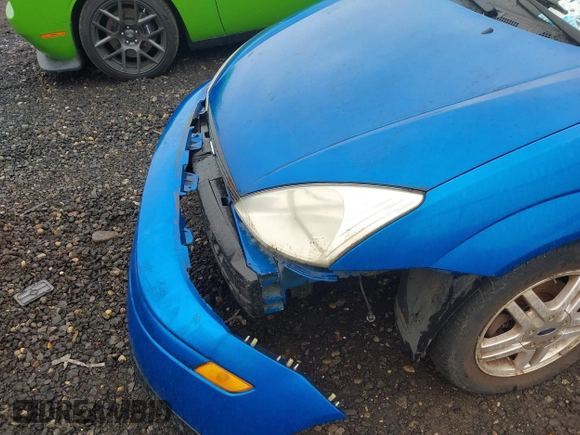 2000 Ford Focus ZX3 with VIN 3FAFP3131YR254186, listed as a IAAI auction lot 42049619 with Not provided miles and . Bid and sale history available at DreamBid. Image 6.
