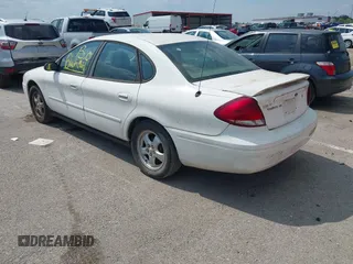2005 Ford Taurus SE with VIN 1FAFP53255A304254, listed as a IAAI auction lot 42647002 with Not provided miles and . Bid and sale history available at DreamBid. Image 3.