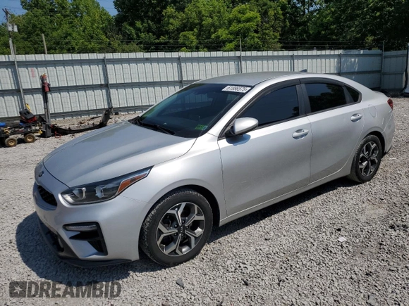 2021 Kia Forte FE with VIN 3KPF24AD2ME341474, listed as a Copart auction lot 61896575 with 77,545 mi miles and Salvage title. Bid and sale history available at DreamBid. Image 1.