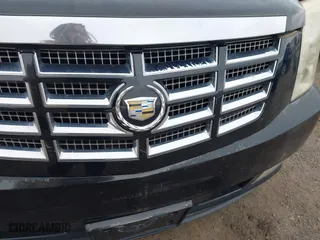 2009 Cadillac Escalade with VIN 1GYFK23219R102455, listed as a IAAI auction lot 42094042 with 238,407 mi miles. Bid and sale history available at carsss.com. Image 6.