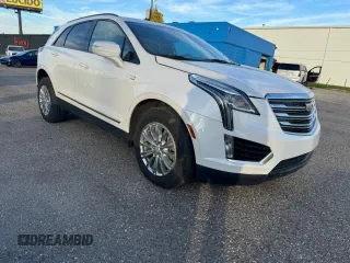 2021 Cadillac XT5 AWD Sport z VIN 1GYKNGRS9MZ200684, wystawiony jako Copart lot #78047424 z przebiegiem 2 713 mil mil oraz Czysty tytuł • Clean title. Historia ofert i sprzedaży dostępna na DreamBid. Obrazek 1.