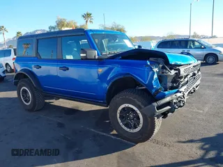 2022 Ford Bronco с VIN 1FMEE5DPXNLB37346, выставлен на аукционе IAAI как лот 41346731 с пробегом 20 709 миль миль и . История ставок и продаж доступна на DreamBid. Изображение 1.