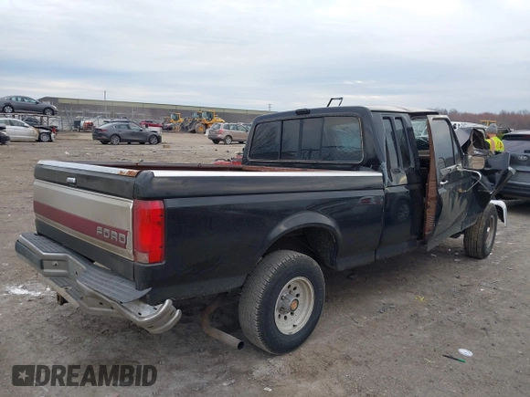 1990 Ford F-150 with VIN 1FTEX15NXLKB49682, listed as a IAAI auction lot 41898579 with 32,935 mi miles and . Bid and sale history available at DreamBid. Image 4.