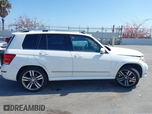 2013 Mercedes-Benz GLK with VIN WDCGG5HB4DG128438, listed as a IAAI auction lot 42170808 with 115,416 mi miles. Bid and sale history available at carsss.com. Image 13.