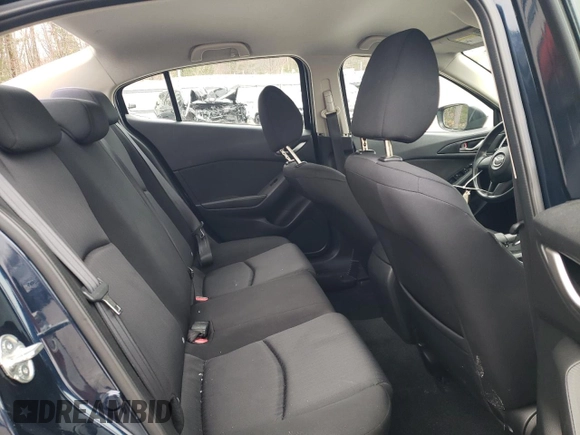 2015 Mazda 3 i SV z VIN JM1BM1T79F1263005, wystawiony jako Copart lot #52374195 z przebiegiem 58 186 mil mil oraz Czysty tytuł • Clean title. Historia ofert i sprzedaży dostępna na DreamBid. Obrazek 10.