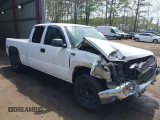 2004 Chevrolet Silverado 1500 Z71 with VIN 1GCEK19T04E120134, listed as a IAAI auction lot 41993068 with 162,486 mi miles. Bid and sale history available at carsss.com. Image 1.