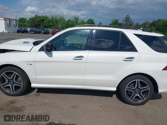 2017 Mercedes-Benz GLE 43 AMG с VIN 4JGDA6EB7HA943905, выставлен на аукционе IAAI как лот 42241559 с пробегом 63 608 миль миль и . История ставок и продаж доступна на DreamBid. Изображение 14.