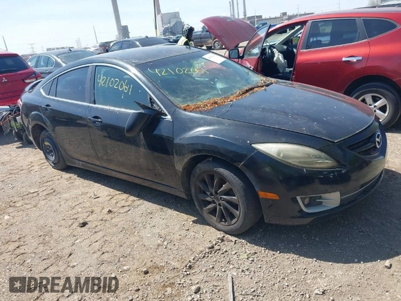 2012 Mazda Mazda6 i Touring with VIN 1YVHZ8DHXC5M11690, listed as a IAAI auction lot 42102061 with 171,011 mi miles. Bid and sale history available at carsss.com. Image 1.