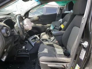 2020 Hyundai Kona SEL with VIN KM8K22AA6LU397471, listed as a Copart auction lot 53810285 with 105,105 mi miles and Salvage Title. Bid and sale history available at carsss.com. Image 7.