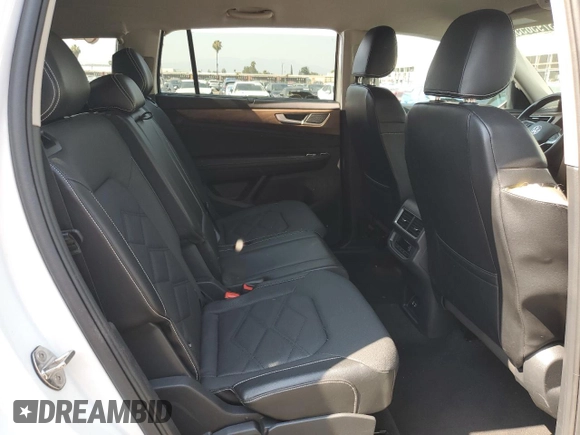 2024 Volkswagen Atlas SE with VIN 1V2WR2CA5RC536517, listed as a Copart auction lot 63795655 with 37,003 mi miles and Clean title. Bid and sale history available at DreamBid. Image 11.