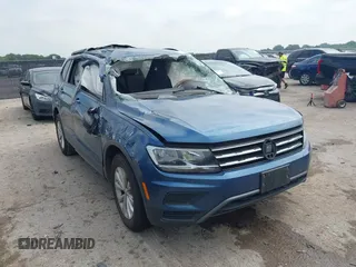 2020 Volkswagen Tiguan S with VIN 3VV1B7AX2LM143439, listed as a IAAI auction lot 42366409 with Not provided miles and . Bid and sale history available at DreamBid. Image 1.