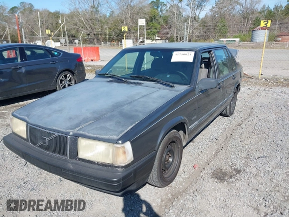 1995 Volvo 900 z VIN YV1JS8314S1209962, wystawiony jako IAAI lot #41750021 z przebiegiem 202 921 mil mil oraz . Historia ofert i sprzedaży dostępna na DreamBid. Obrazek 2.