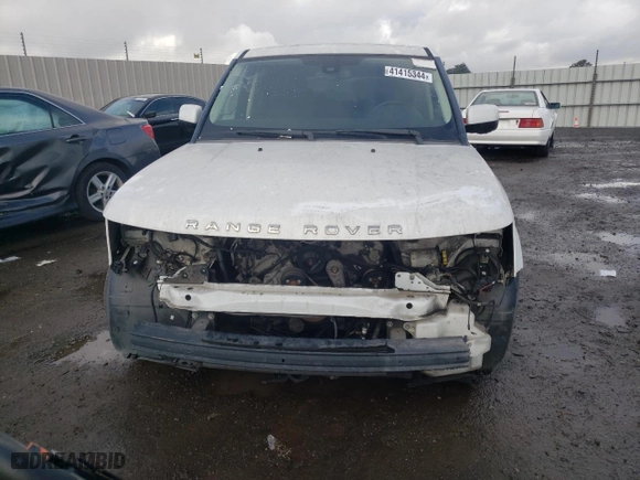 2011 Land Rover Range Rover Sport HSE LUX with VIN SALSK2D47BA263488, listed as a Copart auction lot 41415344 with 0 mi miles and Non Repairable. Bid and sale history available at carsss.com. Image 5.