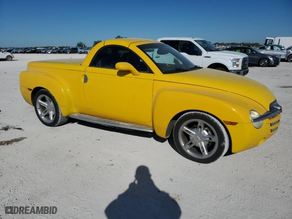 2004 Chevrolet SSR LS with VIN 1GCES14P24B105517, listed as a Copart auction lot 87929735 with 166906 miles and Salvage Title. Bid and sale history available at carsss.com. Image 4.
