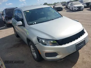 2013 Volkswagen Tiguan SE with VIN WVGBV7AX3DW502501, listed as a IAAI auction lot 42827693 with 107,413 mi miles and . Bid and sale history available at DreamBid. Image 1.
