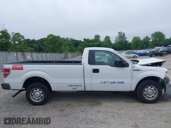 2014 Ford F-150 XL z VIN 1FTMF1CMXEKE59536, wystawiony jako IAAI lot #42515867 z przebiegiem 134 845 mil mil oraz . Historia ofert i sprzedaży dostępna na DreamBid. Obrazek 13.