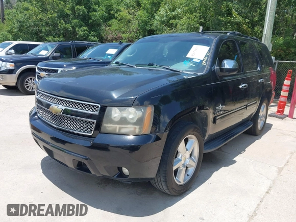 2011 Chevrolet Tahoe LT with VIN 1GNSCBE01BR389984, listed as a IAAI auction lot 42673033 with 289,294 mi miles and . Bid and sale history available at DreamBid. Image 17.