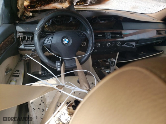 2008 BMW 5 Series 528xi with VIN WBANV13548CZ55430, listed as a Copart auction lot 51045025 with 0 mi miles and Salvage Title. Bid and sale history available at carsss.com. Image 8.