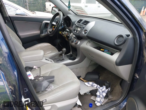 2007 Toyota RAV4 with VIN JTMZK33V176009372, listed as a IAAI auction lot 42145001 with 193,270 mi miles. Bid and sale history available at carsss.com. Image 5.