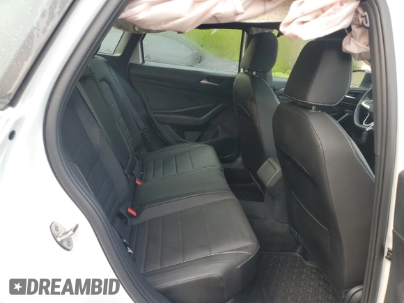 2024 Volkswagen Jetta SE with VIN 3VWSM7BU2RM093228, listed as a Copart auction lot 59108945 with 30,565 mi miles and Salvage title. Bid and sale history available at DreamBid. Image 10.