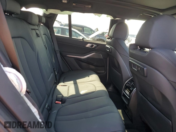 2021 BMW X5 xDrive40i with VIN 5UXCR6C09M9F71460, listed as a Copart auction lot 73531444 with 26,066 mi miles and Salvage title. Bid and sale history available at DreamBid. Image 10.