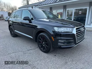 2017 Audi Q7 Premium Plus with VIN WA1LAAF78HD031810, listed as a IAAI auction lot 41808807 with 119,171 mi miles. Bid and sale history available at carsss.com. Image 1.