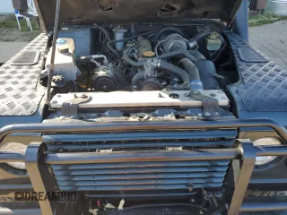 1992 Land Rover Defender with VIN SALLDHMF8HA905240, listed as a Copart auction lot 71372544 with 184,188 mi miles and Salvage title. Bid and sale history available at DreamBid. Image 11.