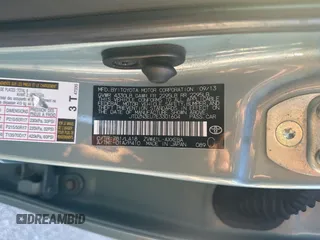 2014 Toyota Prius Two with VIN JTDZN3EU7E3301604, listed as a Copart auction lot 61496655 with 181,276 mi miles and Clean title. Bid and sale history available at DreamBid. Image 10.