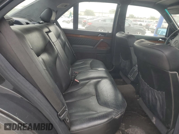 1993 Mercedes-Benz 300 with VIN WDBGB34E8PA134208, listed as a Copart auction lot 75746094 with 265,572 mi miles and Clean Title. Bid and sale history available at DreamBid. Image 10.